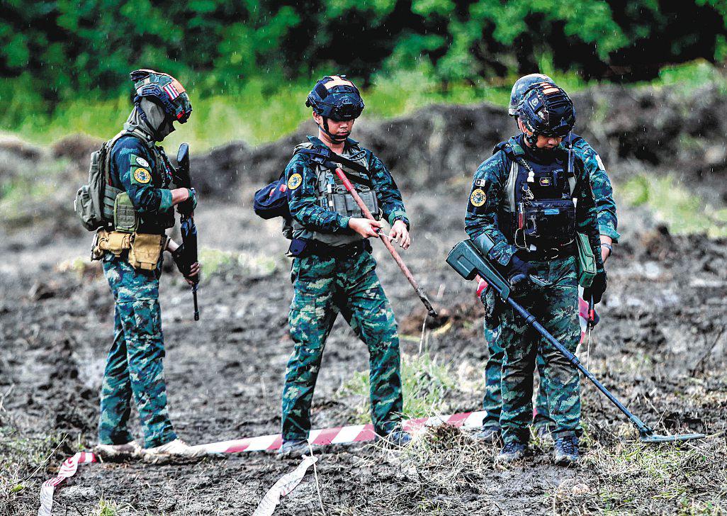 Landmines that sparked Thai-Cambodian clash could be newly laid: Experts