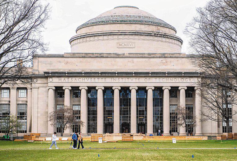 More unis join MIT in rejecting Trump’s preferential funding plan
