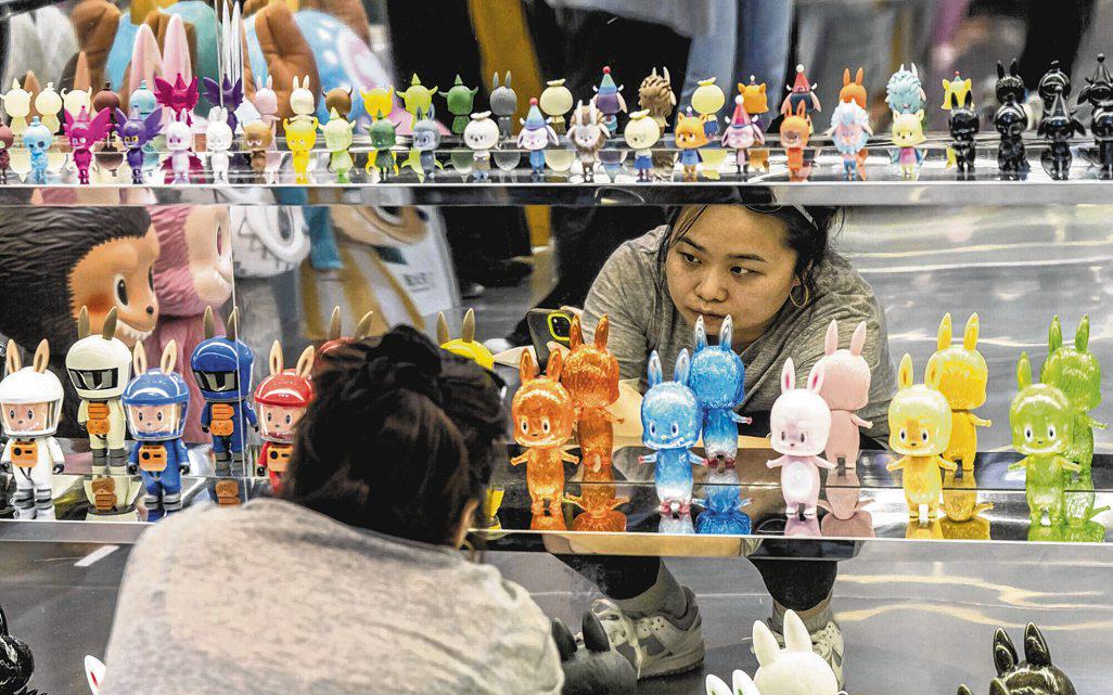 Pop Mart shares plunge as Labubu craze cools