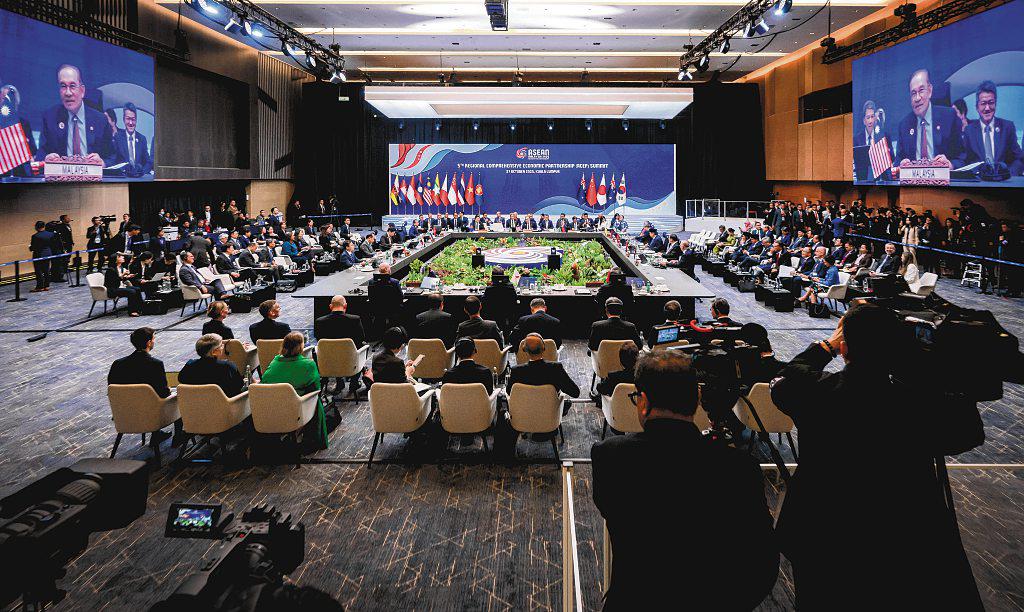 Asean leaders push for stronger trade ties among RCEP members