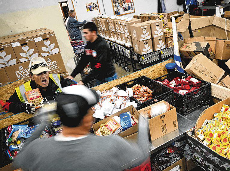 US govt said to be preparing tariff exemptions in bid to lower food prices