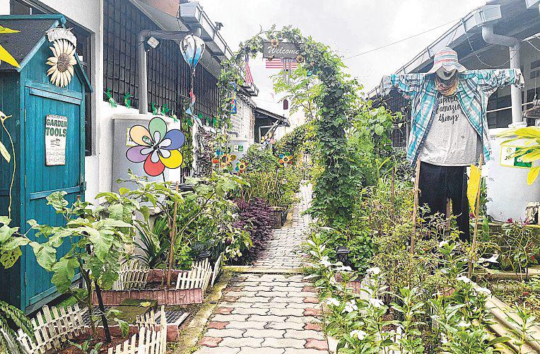 Urban farms sprout up across Malaysia as rising costs take root