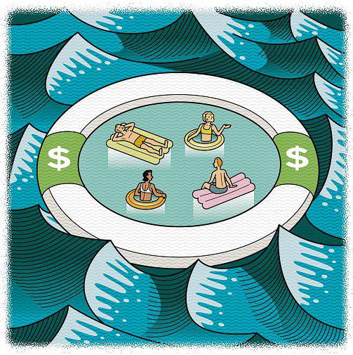 Interest rates are falling but money market funds still in demand