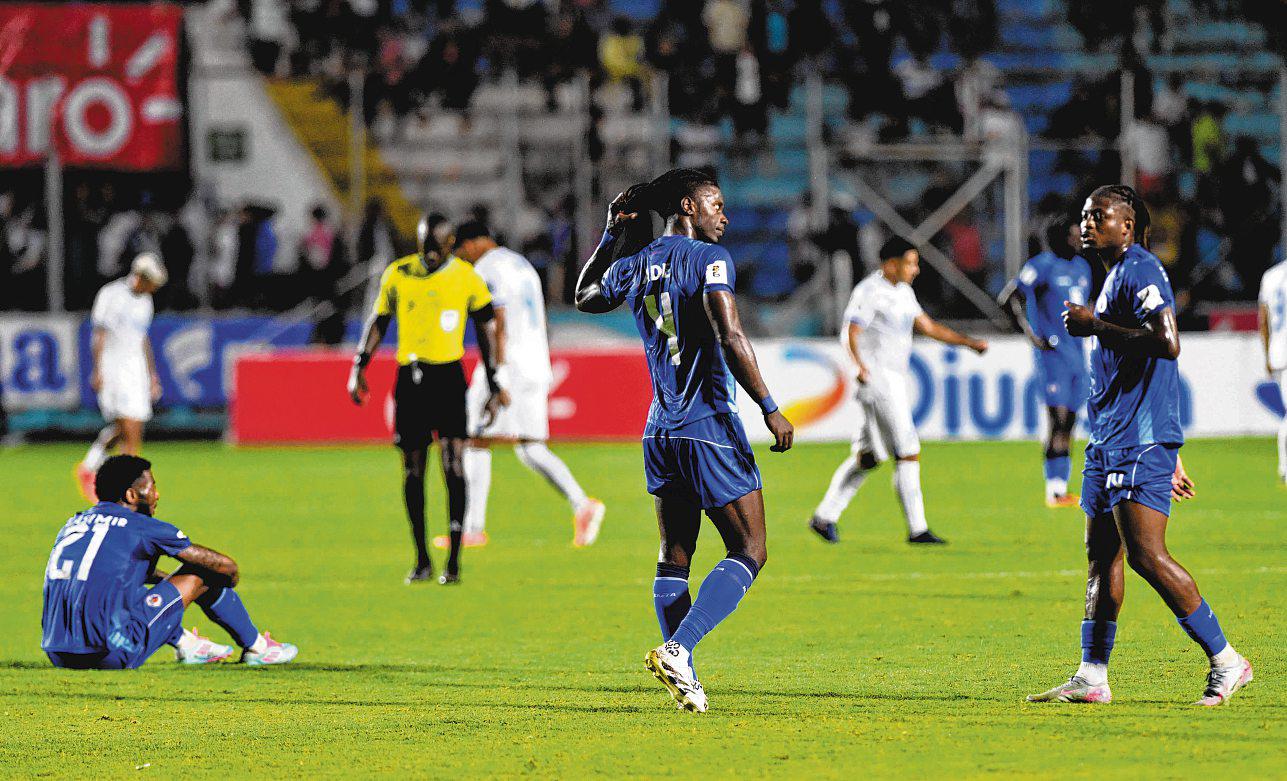 CONCACAF TRIO SEEK FAIRY-TALE ENDING