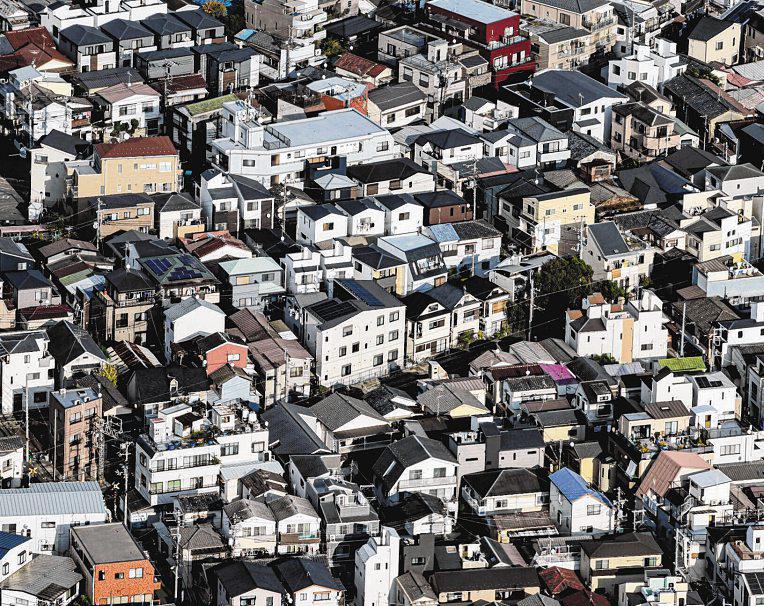 Japanese PM approves $177b stimulus to mitigate inflation pain