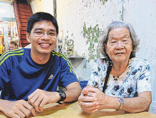 Recalling memories of Ah Mah – in fragments of Teochew