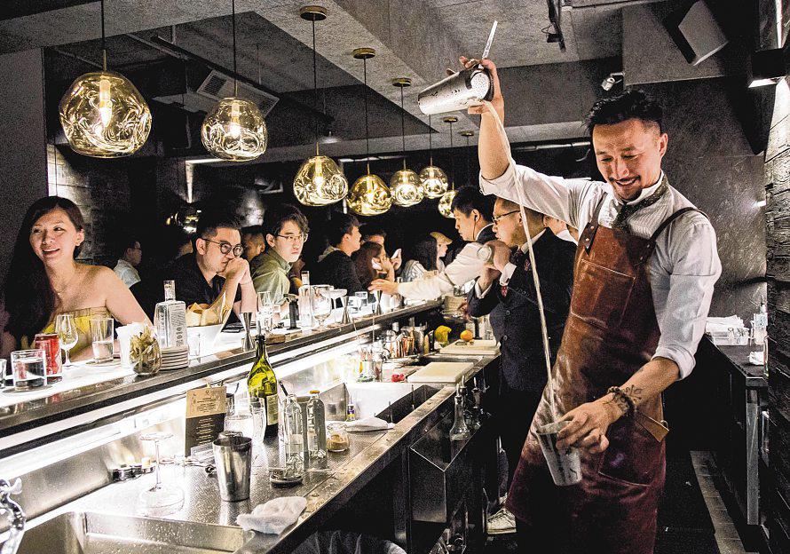 Mixologist Kit Cheung spills his favourite drinking haunts