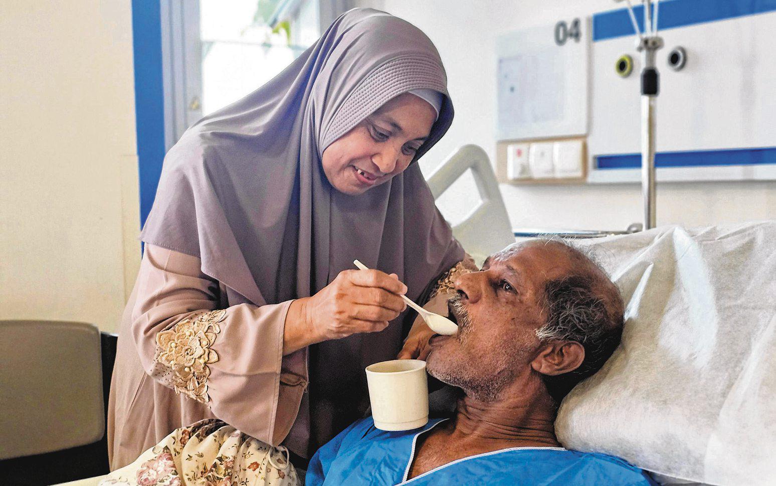 More hospitals letting caregivers stay overnight