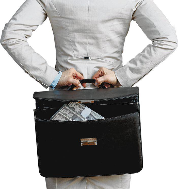 Why crooks cannot sue for 'fruits of their fraud'