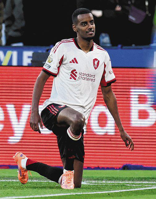 Isak hopes first EPL goal for Reds will lift their mood