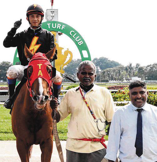Shahronnizam has a day out in Ipoh