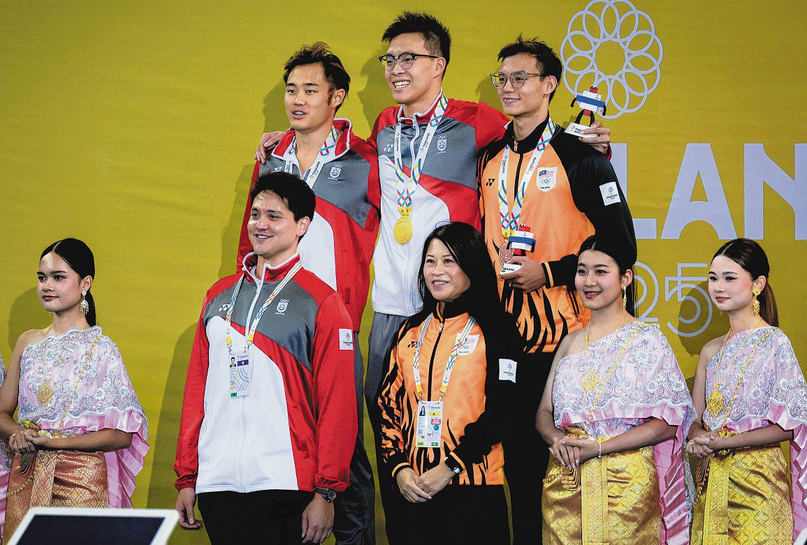 DOUBLE BOOST FOR LEE'S CONFIDENCE