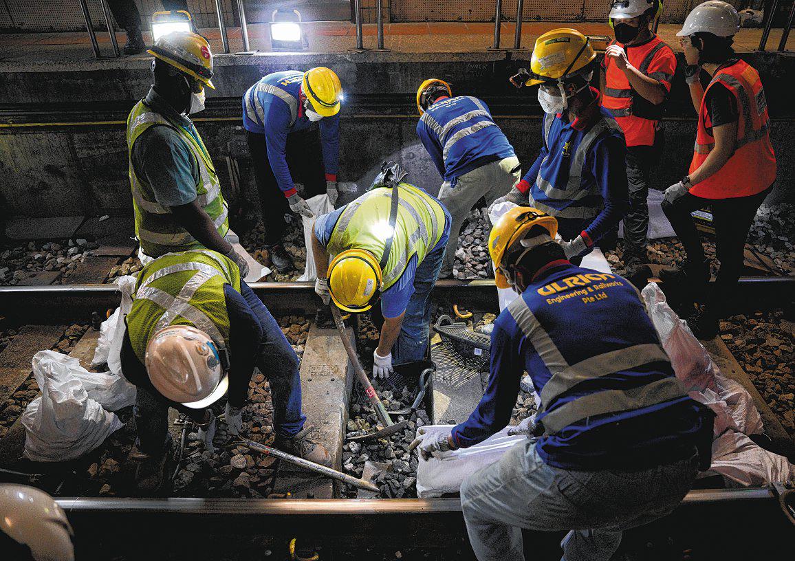 SMRT renews North-South, East-West lines' ageing track beds