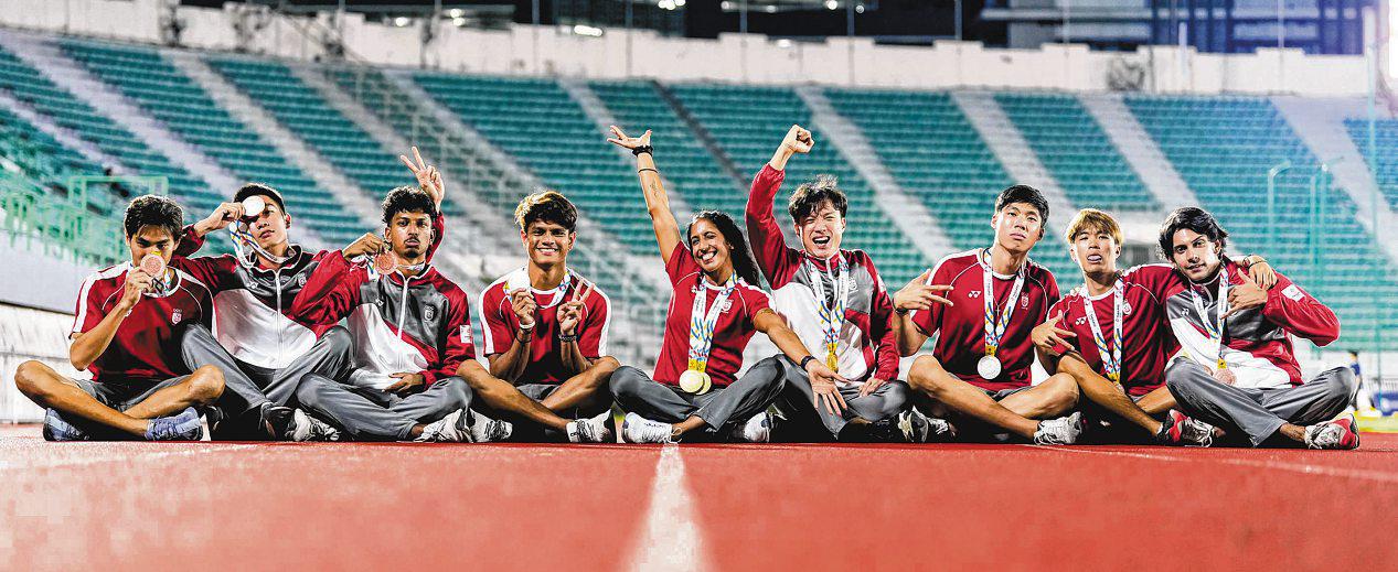 S'PORE ‘GREEDY FOR MORE’