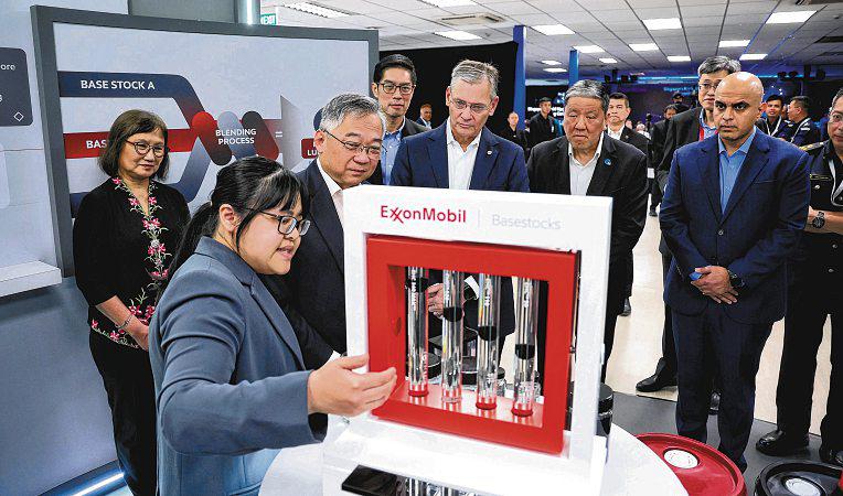 S'pore to continue industry upgrades for more sustainable manufacturing