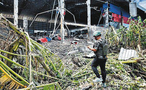 Thailand bombed casino town on border, says Cambodia