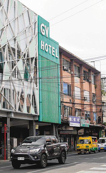 Alleged Bondi shooters holed up in hotel for most of visit to Philippines