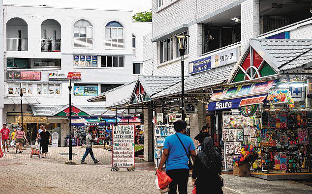 Longer rent commitment for HDB shops may prevent overbidding