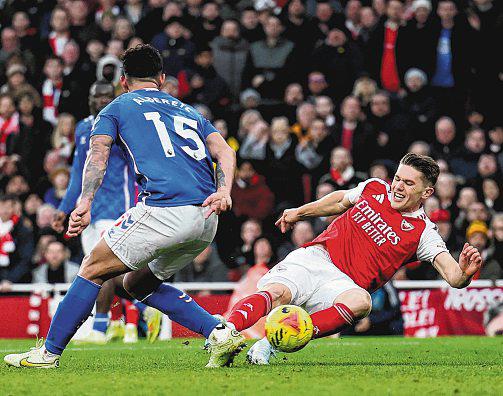 Swede redemption as Gyokeres starts to click