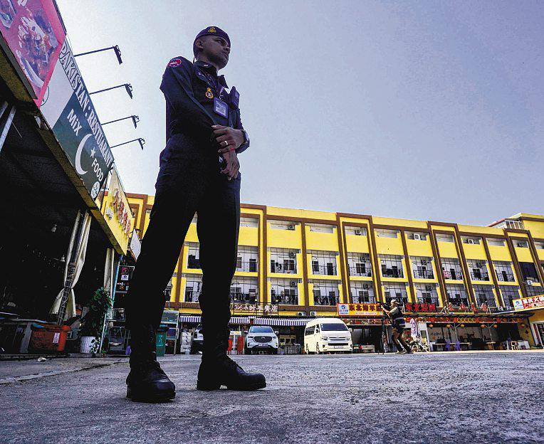 Cambodia floats new law in crackdown on gangs running scam networks