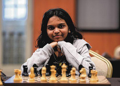 SREEKARTHIKA IS CHESS QUEEN