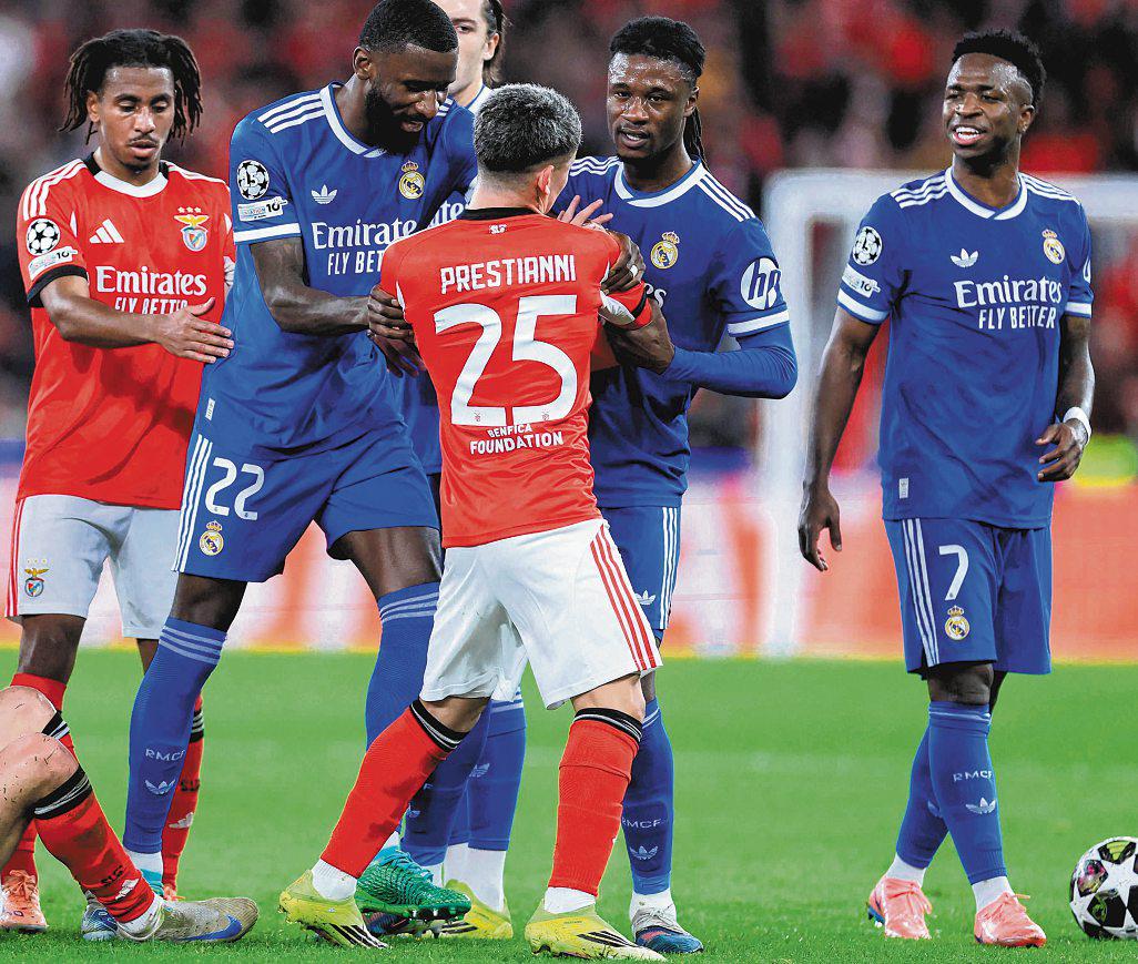 VINICIUS SLAMS RACIST 'COWARD'