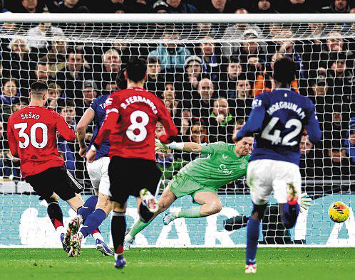 Carrick pleased with Sesko's 'ruthless finish'