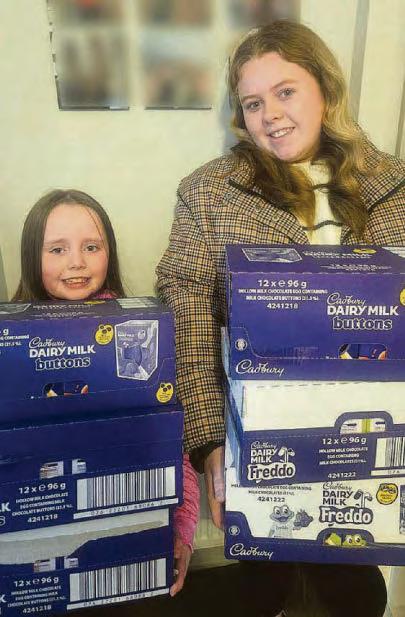 SISTERS GOING EGG-STRA MILE