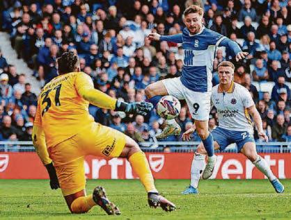 DAVIES PLANS DOUBLE DATE WITH DESTINY