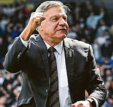 BIG SAM OPEN TO DUGOUT RETURN
