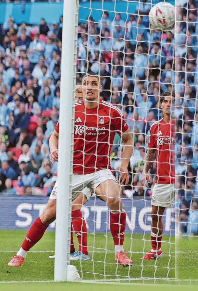 Guardiola back in familiar surroundings & City also look more like old selves