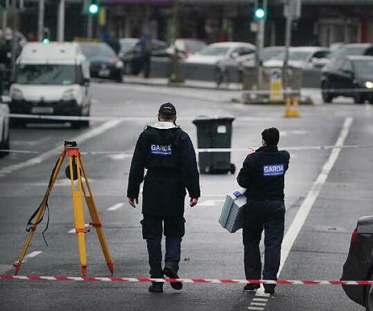 Road crash cops are 'snowed under'