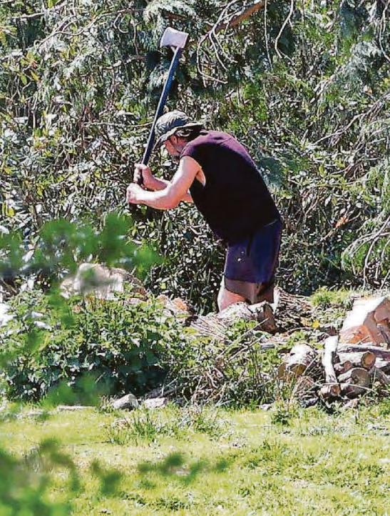 'I DIDN'T USE A CHAINSAW TO GET RID OF MIKE'S BODY...'