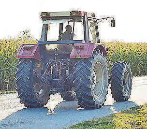 CALL FOR TRACTORS BAN ON IRELAND'S MOTORWAYS