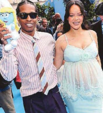 Young Jacob's a Riri Smurf operator