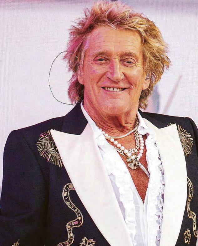 Rod and famous Faces heat up teatime
