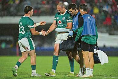EASY FOR IRISH AS HOSTS FLOP