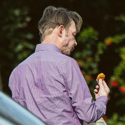 Burger and ciggy for freed Maddie suspect