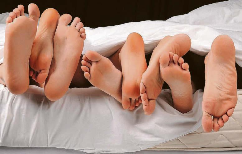 Swinger parents want to live close