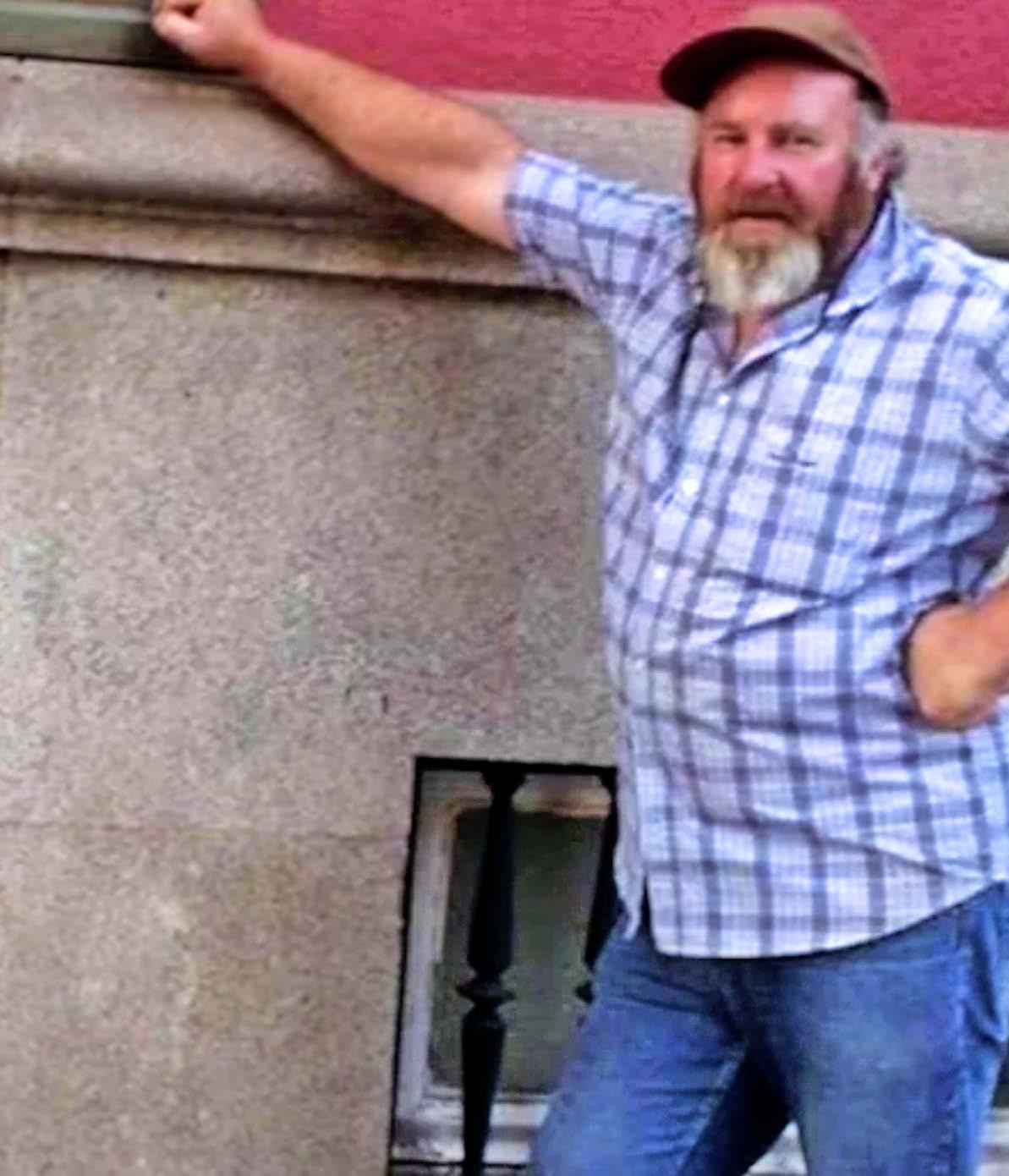 'Mike let him use house in return for farm work'