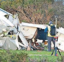 PILOT DIES IN PLANE CRASH
