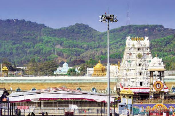 తిరుమలలో నకిలీ 300 దర్శన టిక్కెట్ల విక్రయం