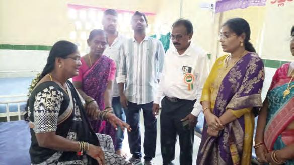 రెచ్చిపోయిన వీధి కుక్కలు...