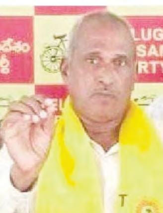 ప్రధాన కూడలిలో ప్రయాణం ప్రమాదకరం