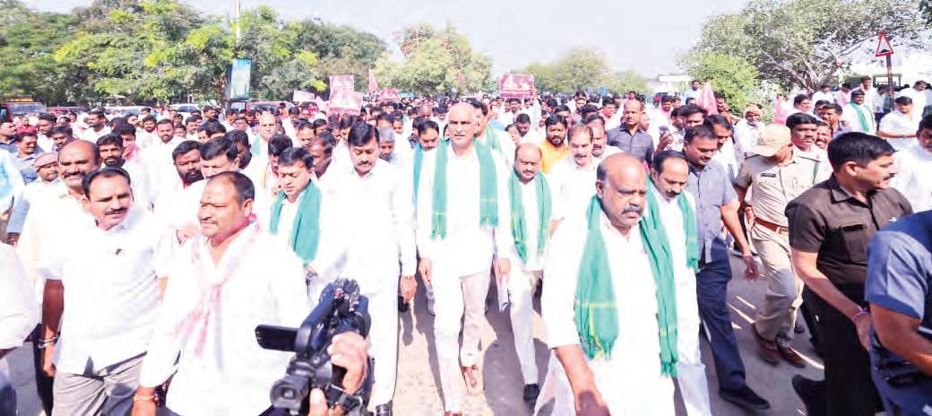 రైతులు ఇబ్బందులు పడుతున్నారు