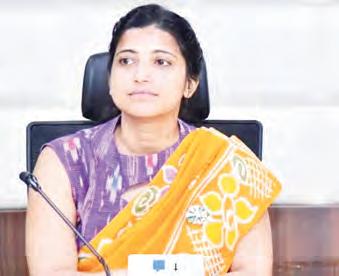 ఆమ్రపాలికి హైకోర్టులో చుక్కెదురు