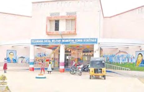 ఎస్సీ గురుకుల ఉపాధ్యాయుల సమస్యలు తీర్చండి