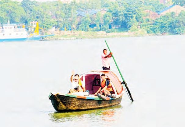 హుగ్లీ నదిలో ప్రధాని విహారం