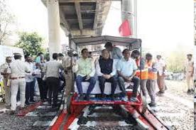 SCR GM inspects Vijayawada Railway Station