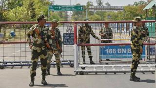 Nick-of-time plea in SC by son in Bengaluru gives Kashmiri family reprieve from deportation to Pakistan